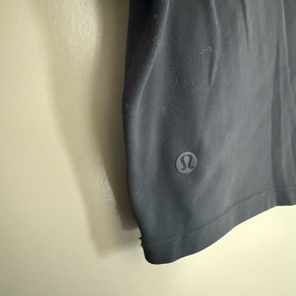 Lululemon Athletica Black Crop Cut-Out T-Shirt - Picture 3 of 3